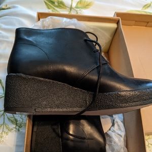 Black Clark's Boots W8.5